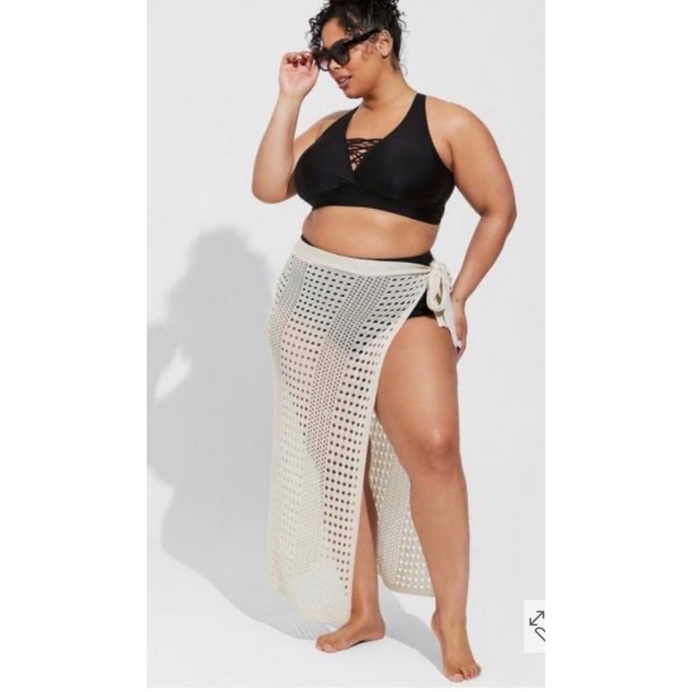 Torrid Crochet Sarong Beige Open Knit Swim Cover Up Maxi Skirt S/M 40455697